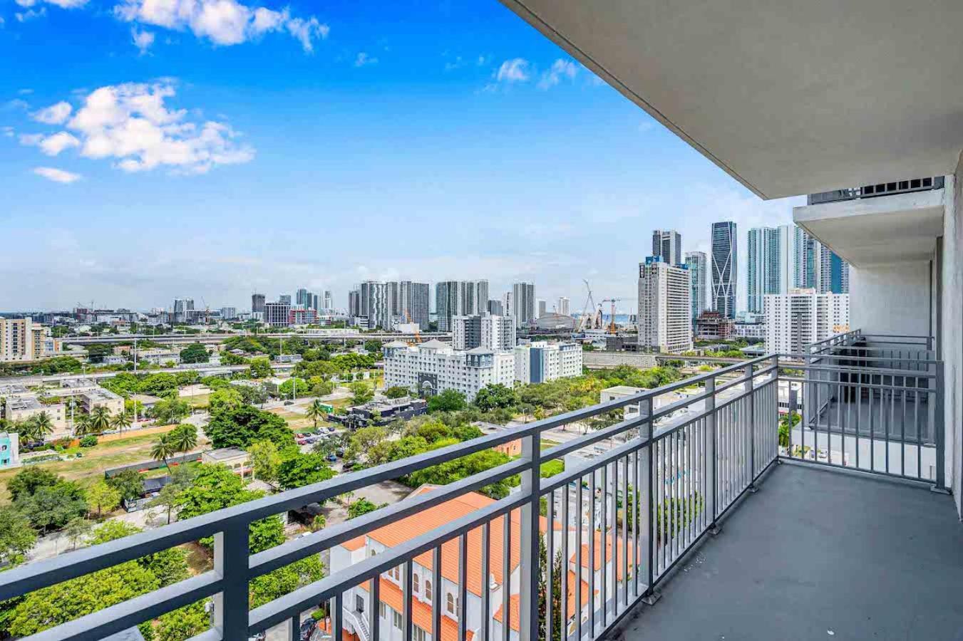 Amazing 3 Bed Unit In Dwntwn Miami With Free Parking Appartement Buitenkant foto