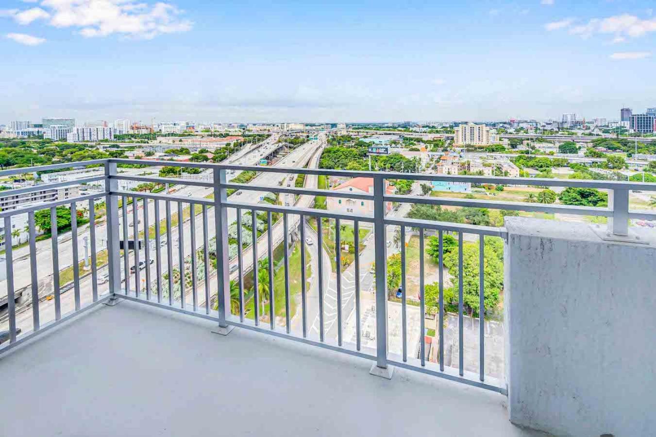 Amazing 3 Bed Unit In Dwntwn Miami With Free Parking Appartement Buitenkant foto
