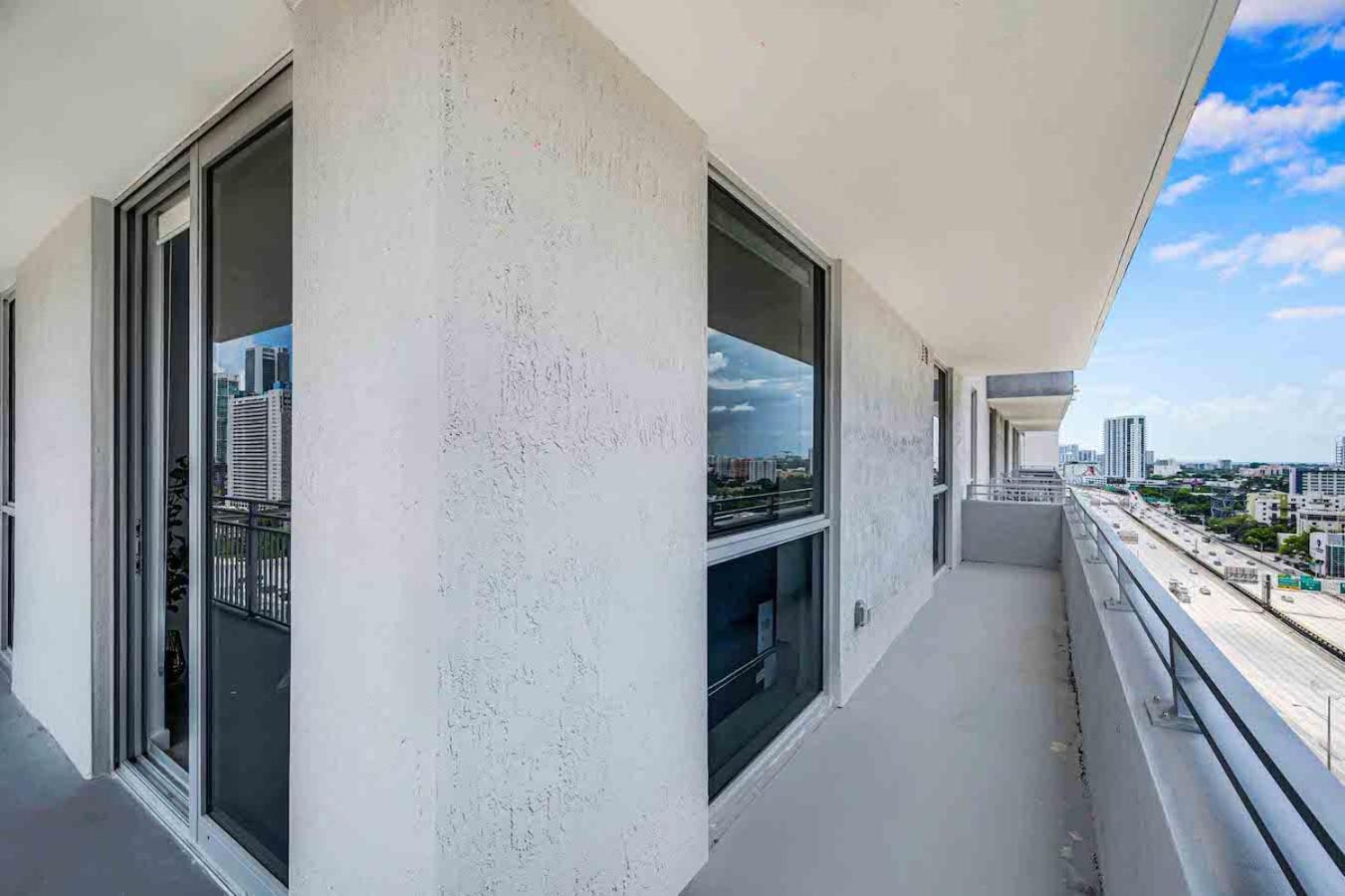 Amazing 3 Bed Unit In Dwntwn Miami With Free Parking Appartement Buitenkant foto